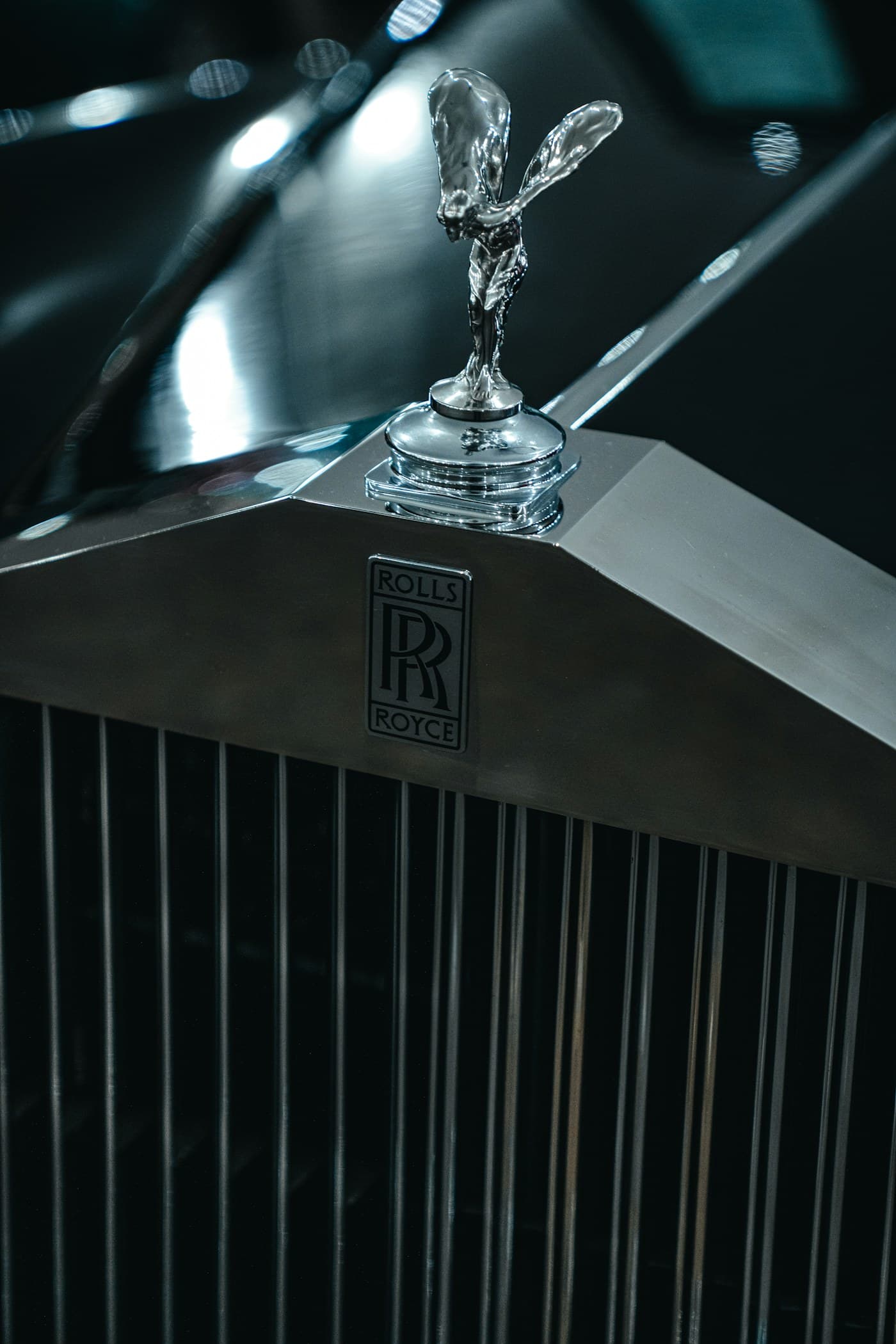 The Spirit of Ecstasy and grille of a classic Rolls-Royce
